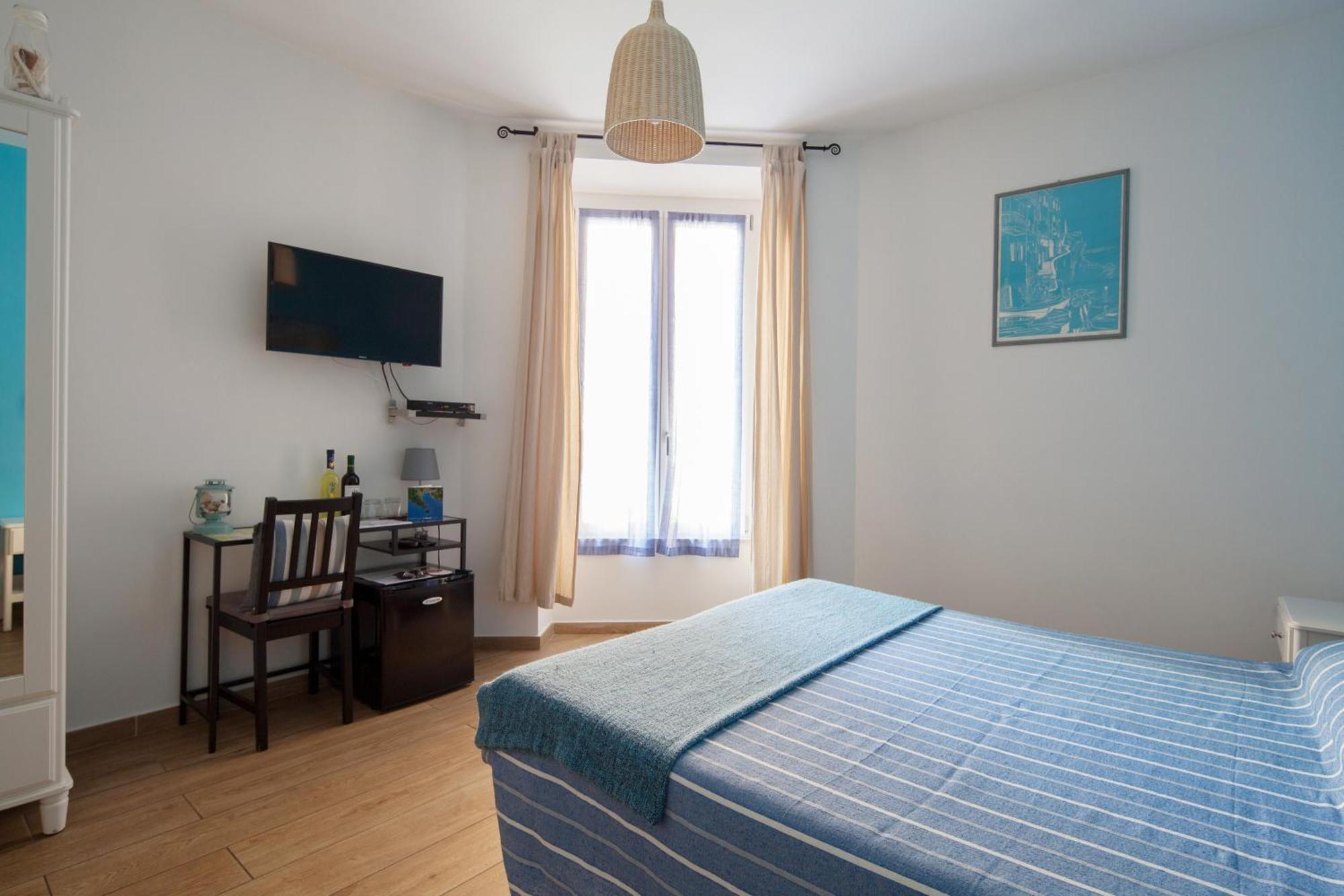 Cinque Terre Charme Rooms Специя Экстерьер фото